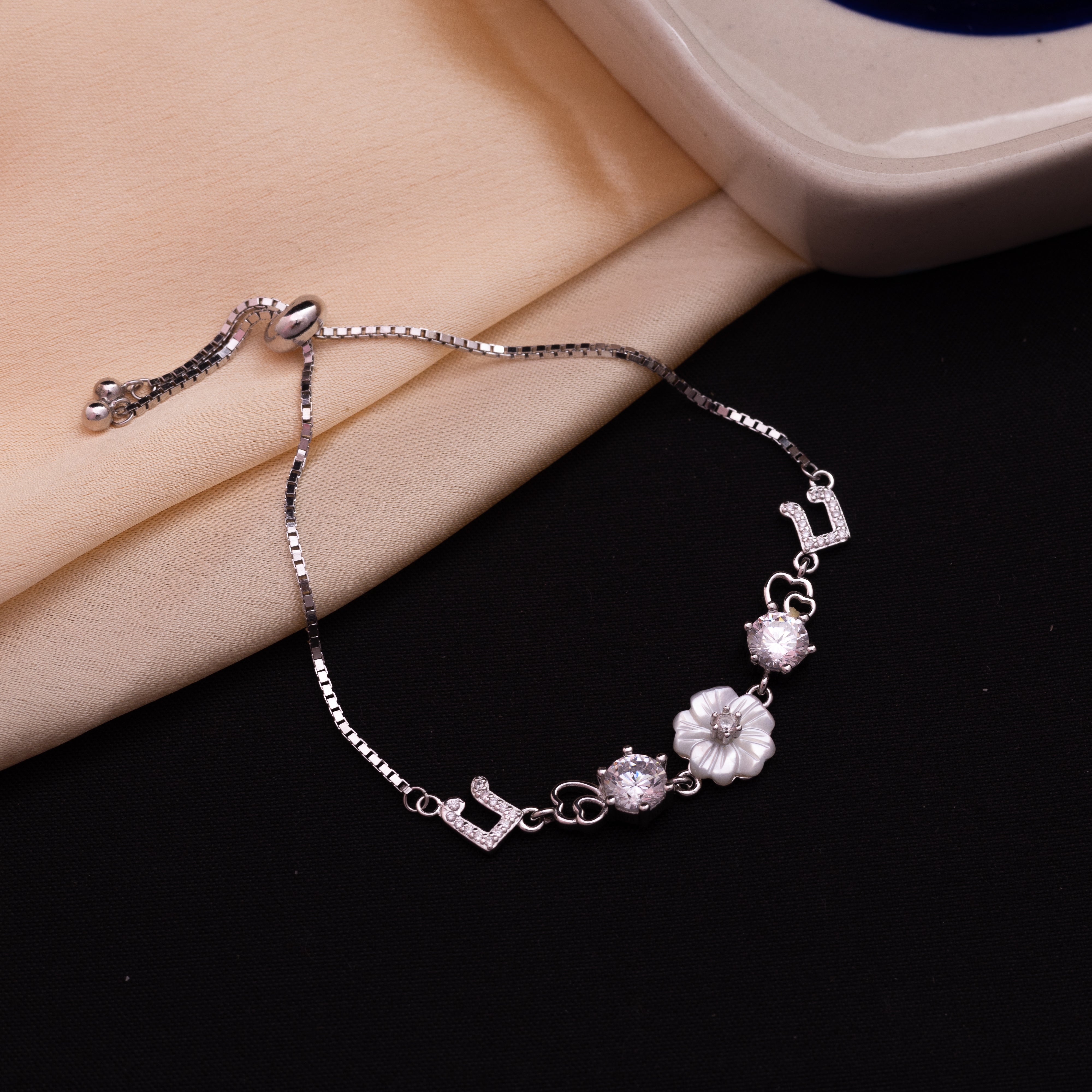 Elegant MOP Adjustable Bracelet