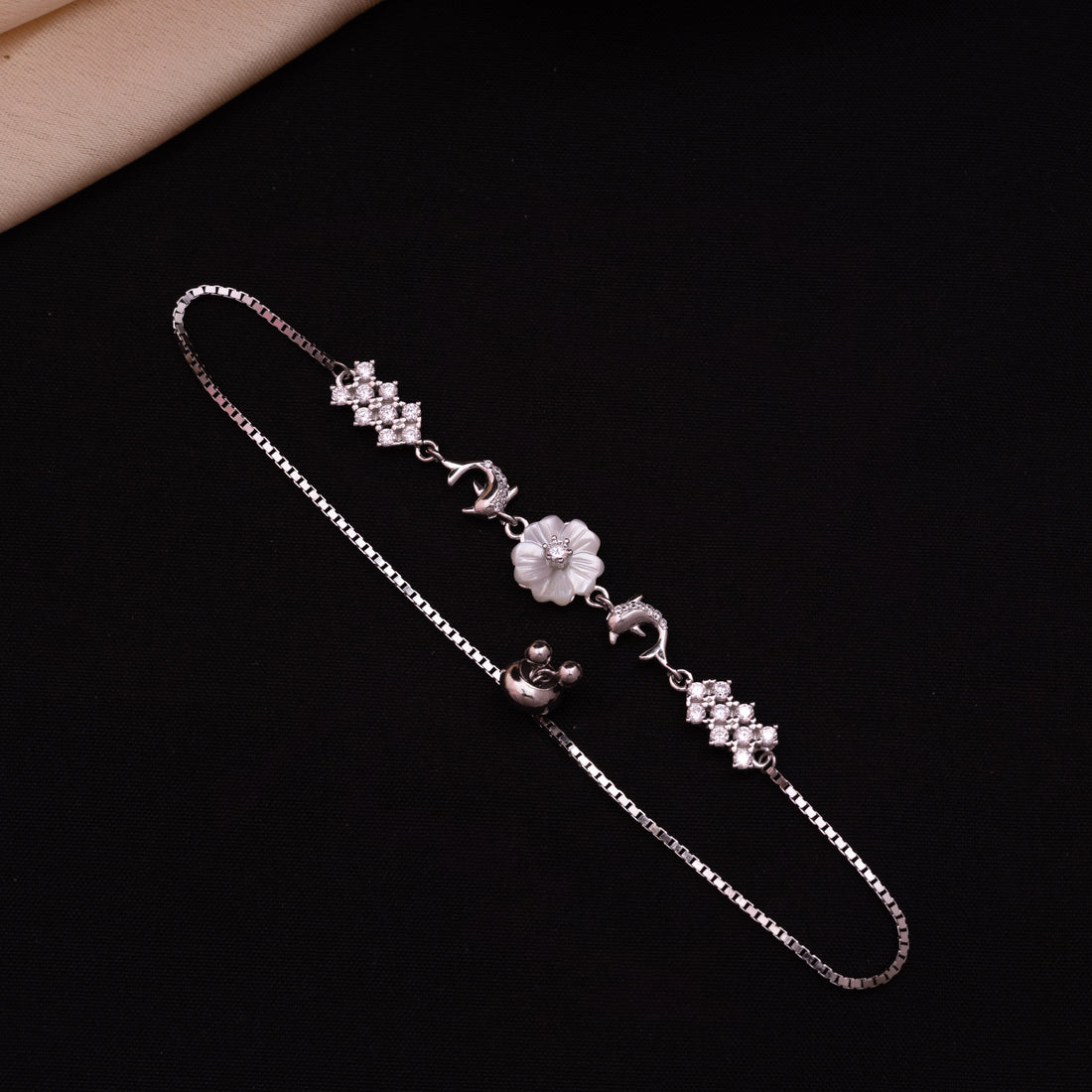 Mop Adjustable Bracelet