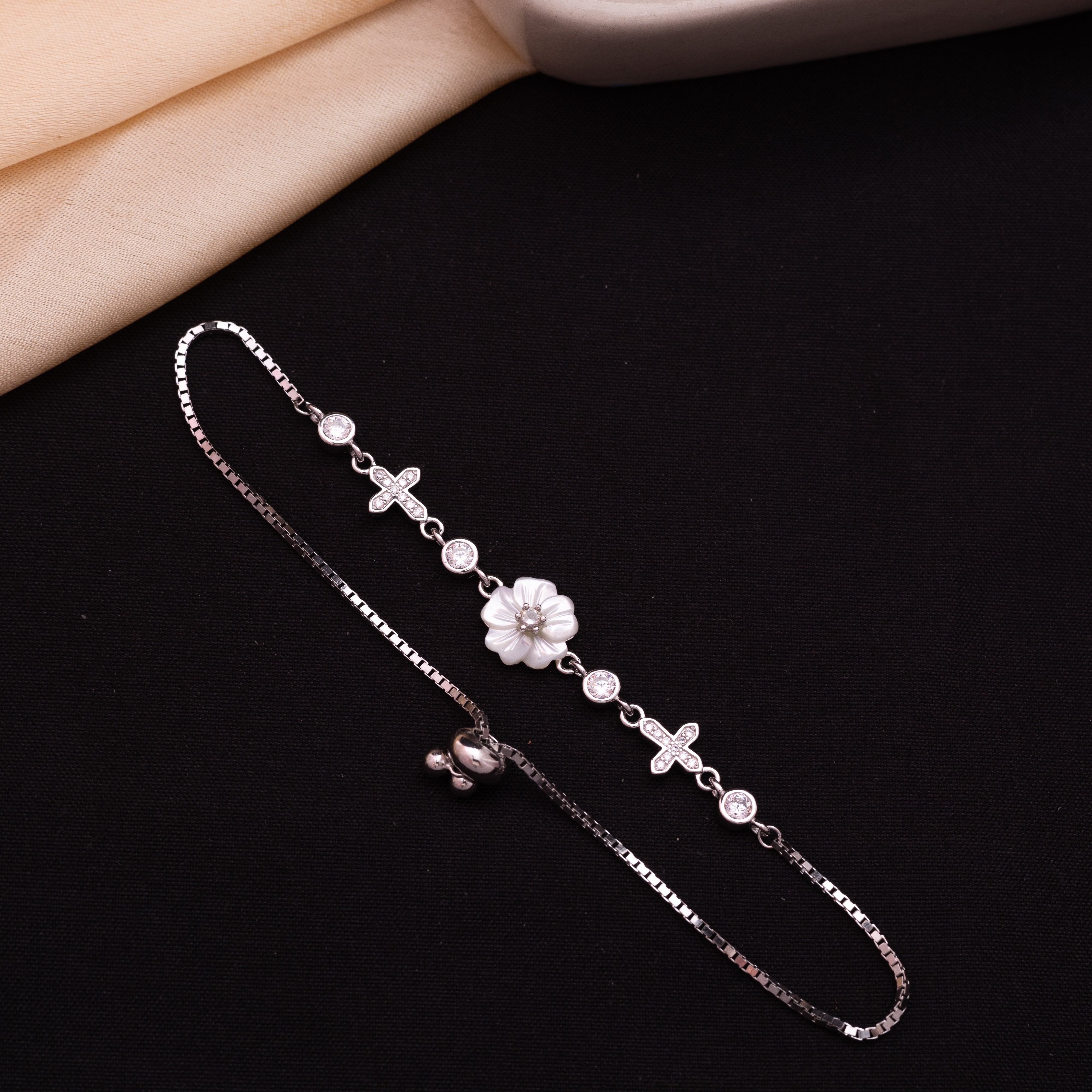 MOP Adjustable Bracelet white