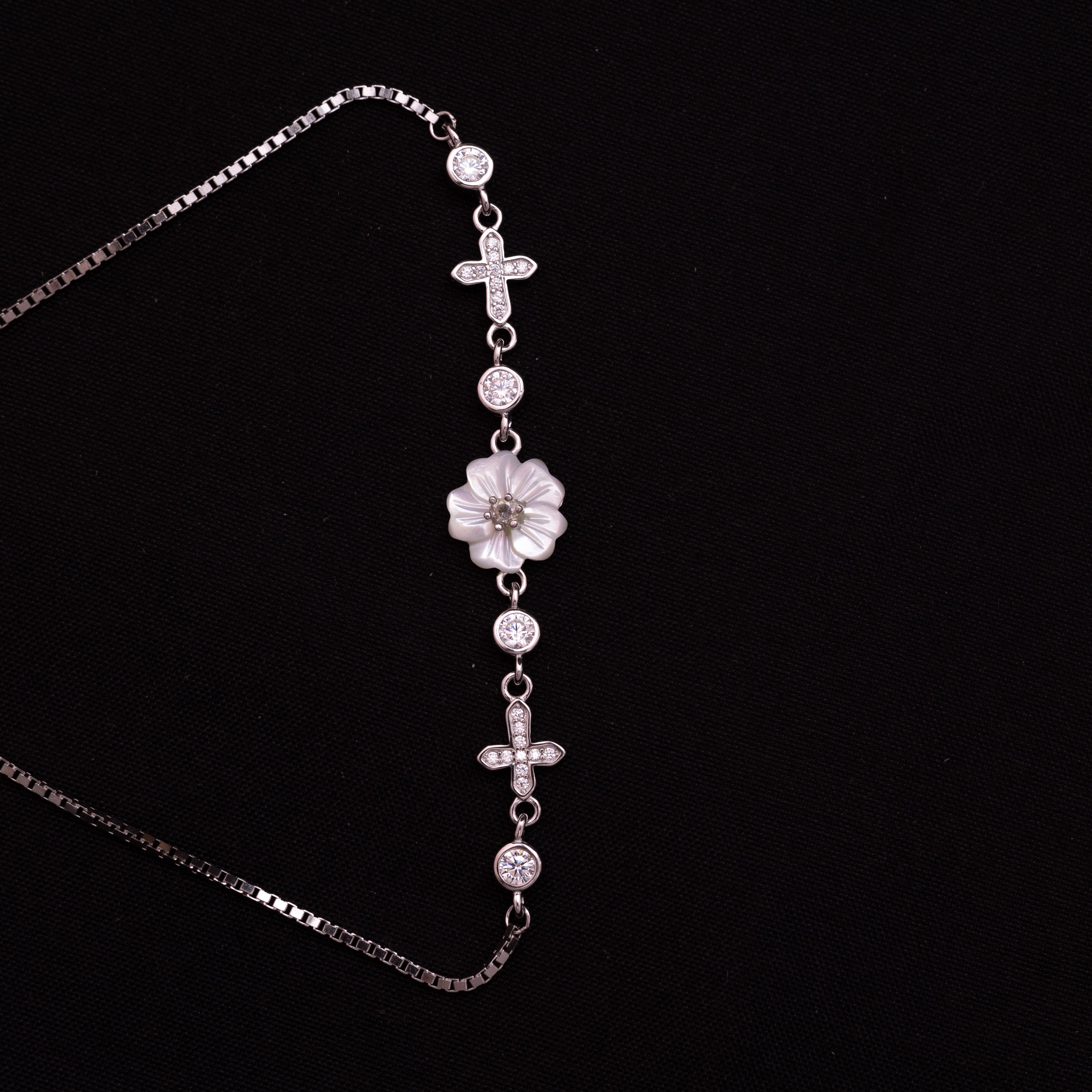 MOP Adjustable Bracelet white