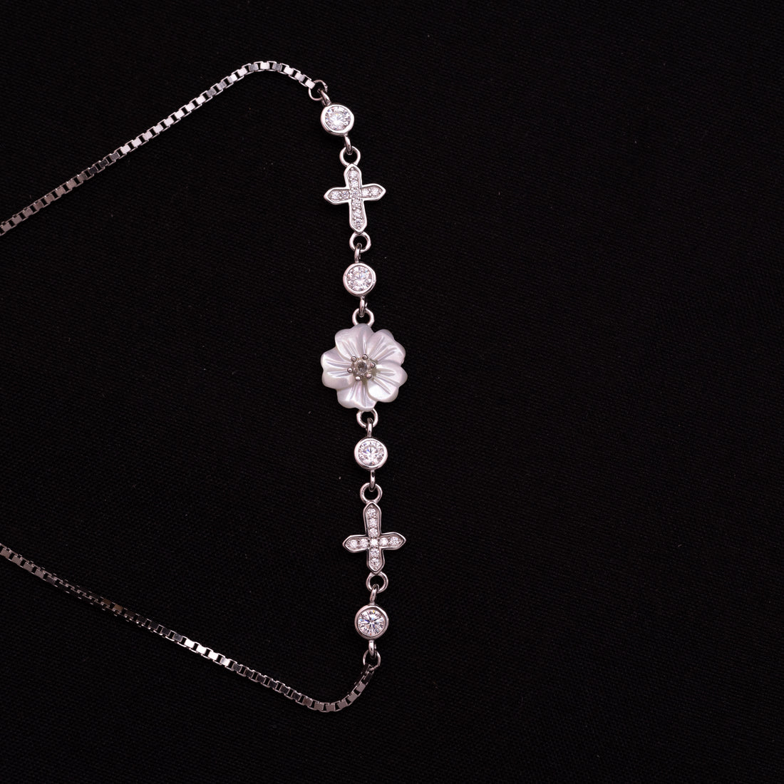 MOP Adjustable Bracelet white