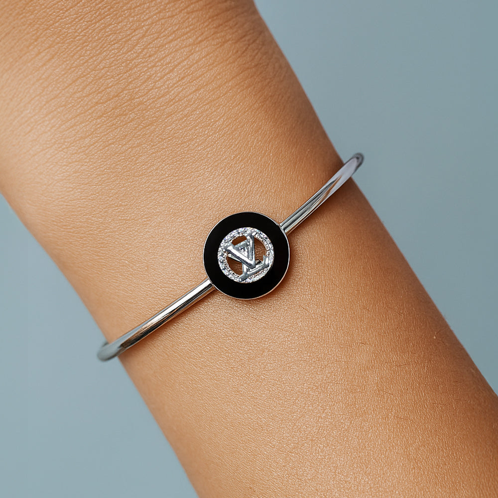 Holopipi Enamel kada