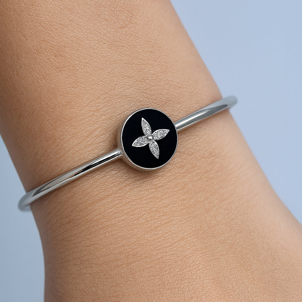 Holopipi Enamel Kada