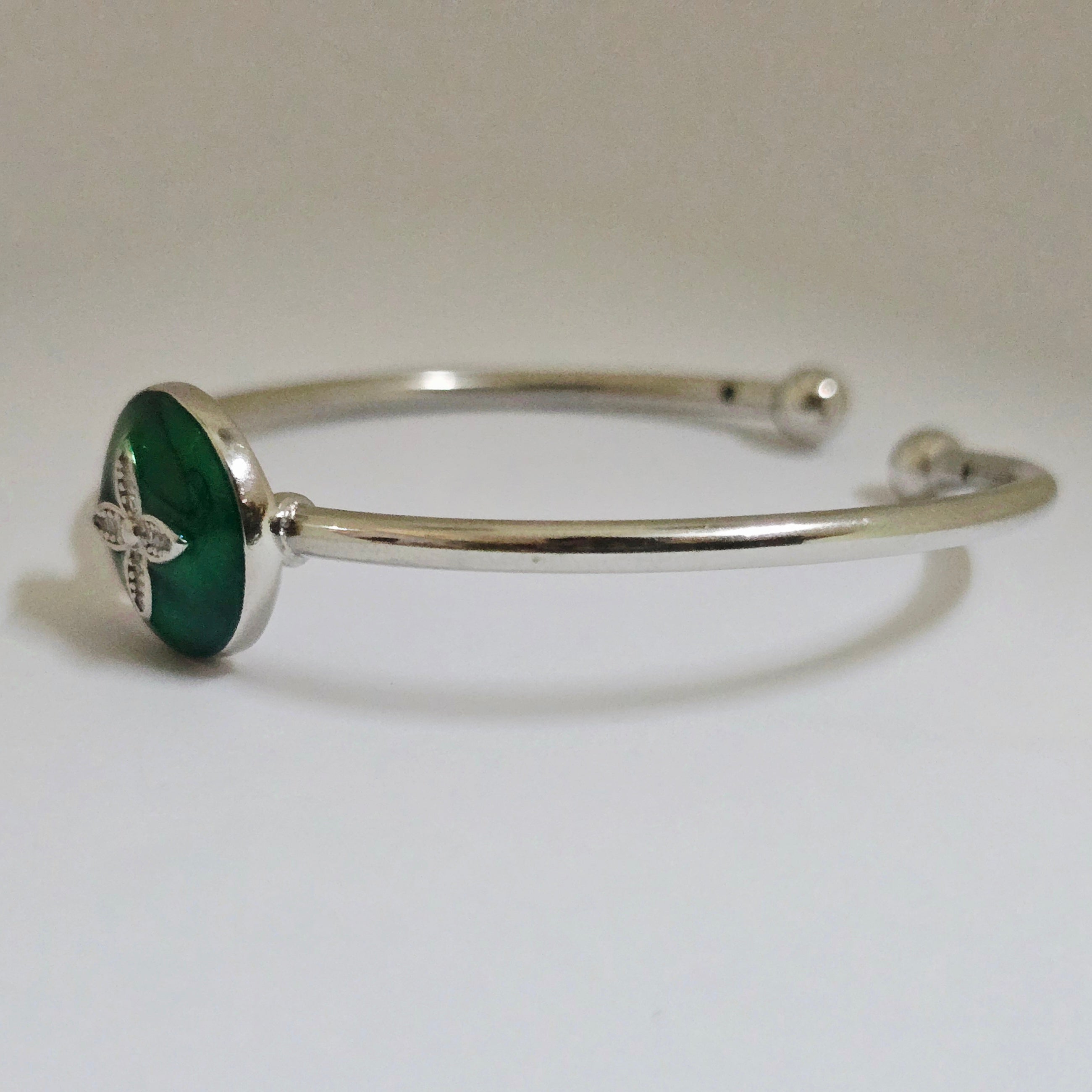 Holopipi Enamel Kada