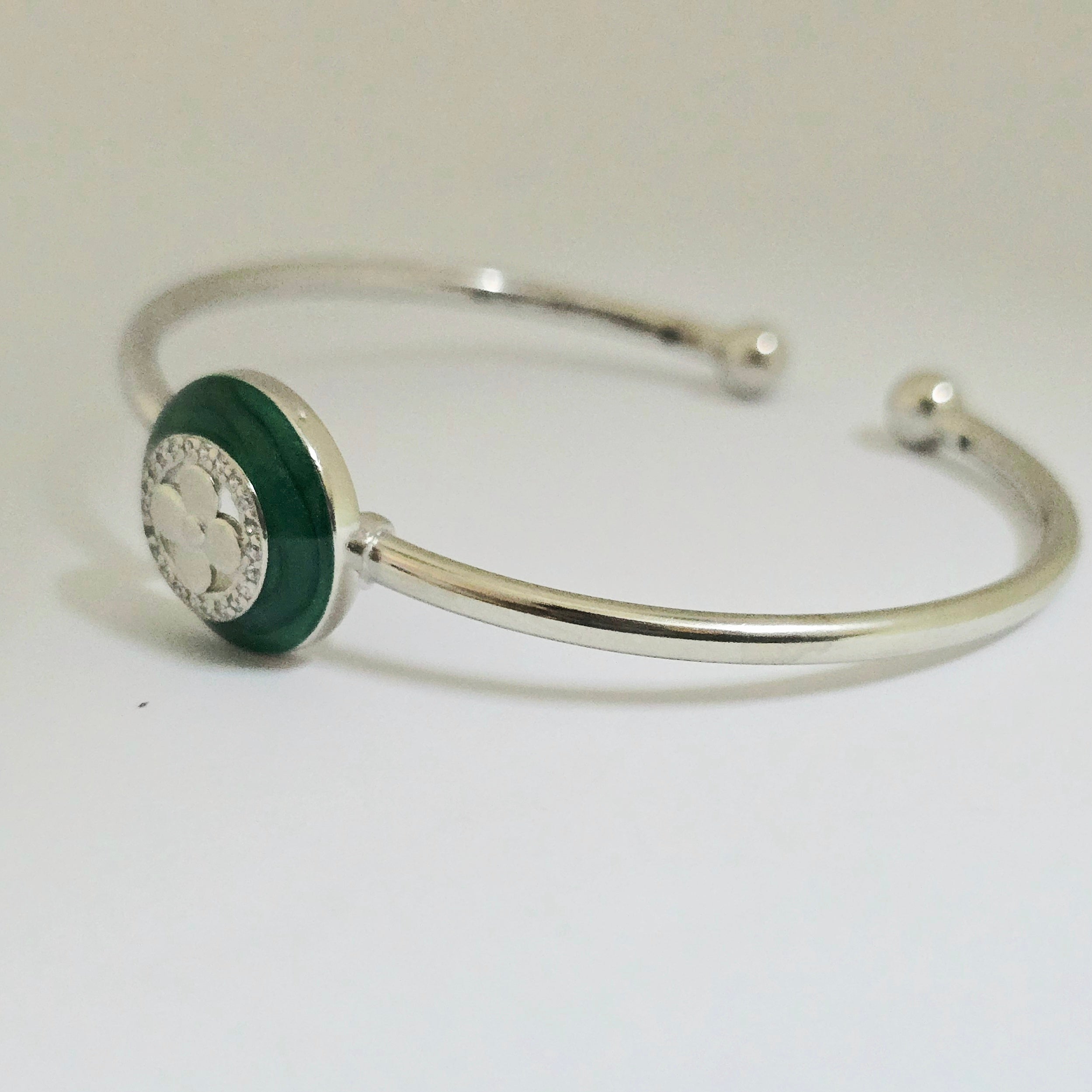 Holopipi Enamel Kada