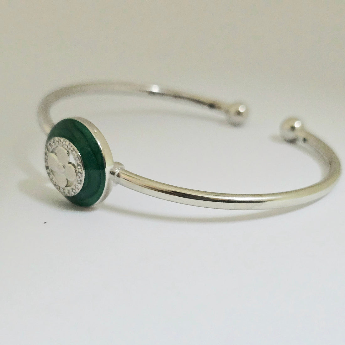 Holopipi Enamel Kada