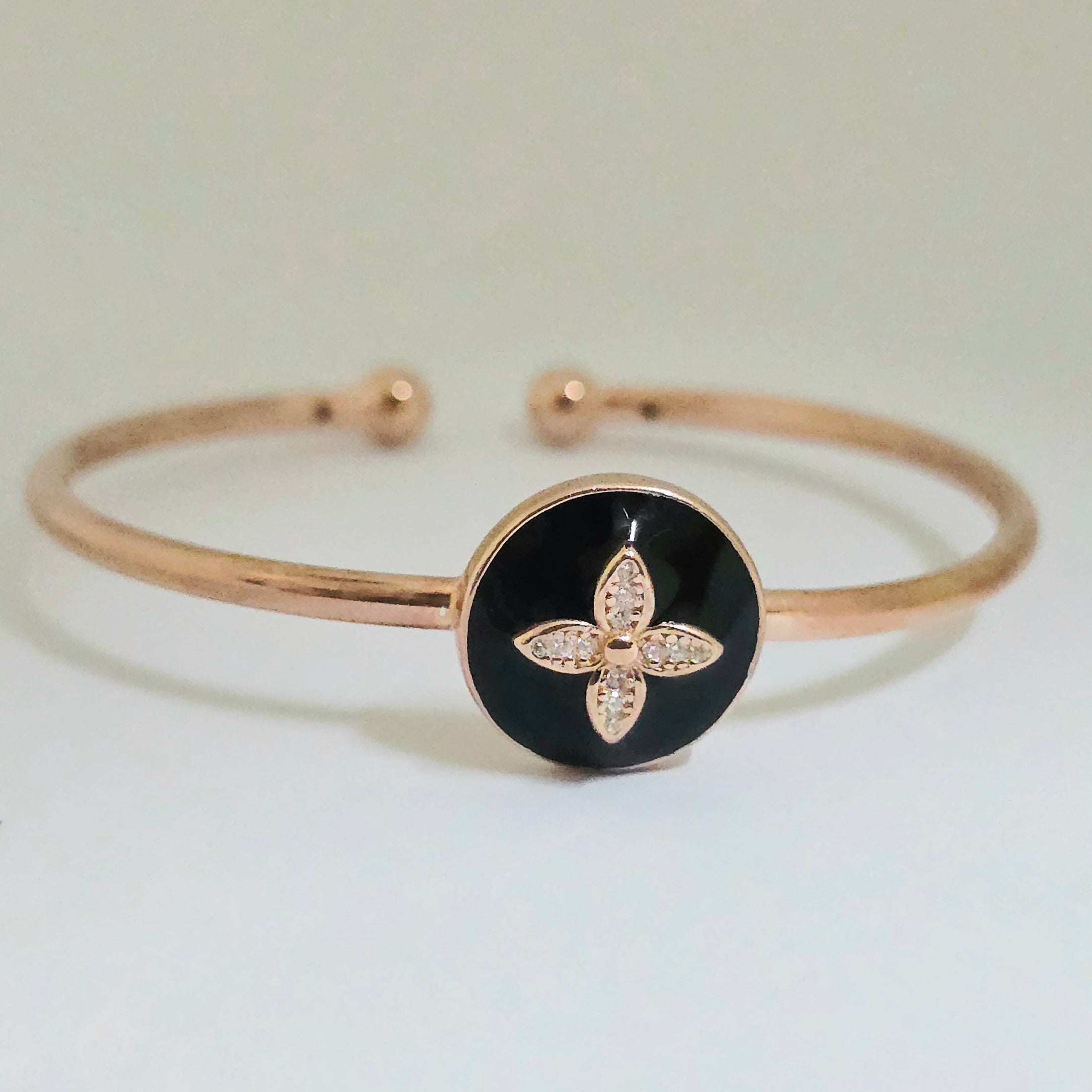 Holopipi Enamel Kada